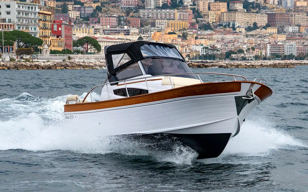 slider 2 Cantieri Mimi Libeccio 8.5 Cabin