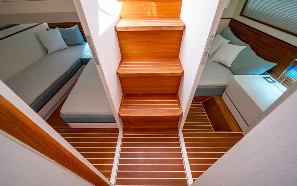 slider 10 Cantieri Mimi Libeccio 13.5 Cabin