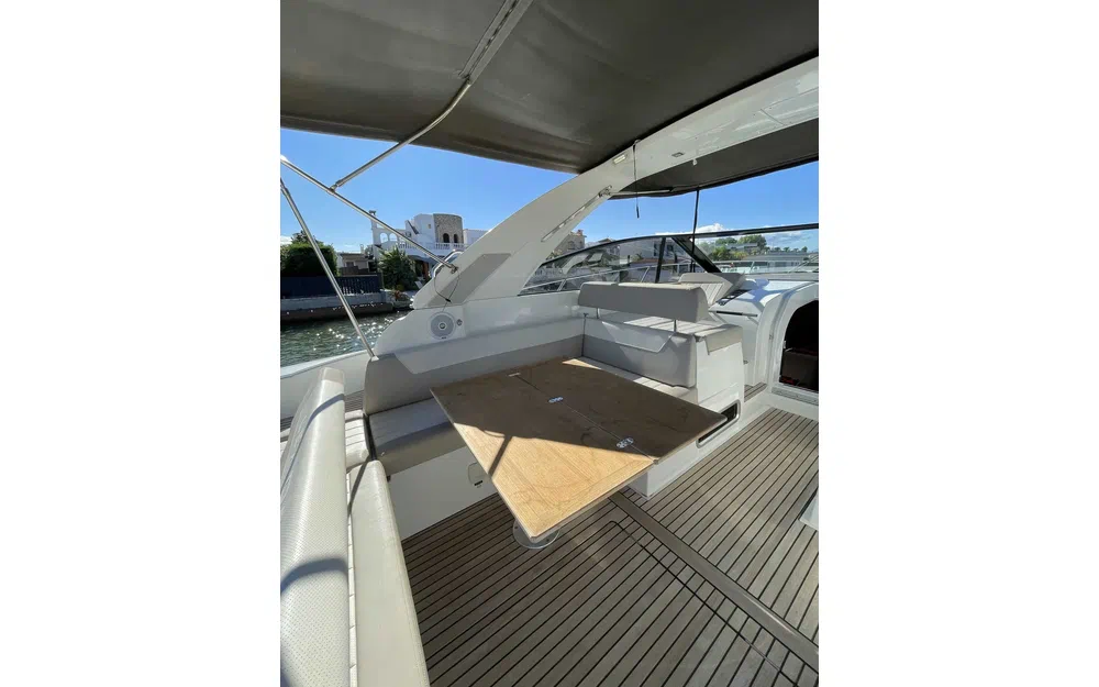 slider 2 Jeanneau Leader 40