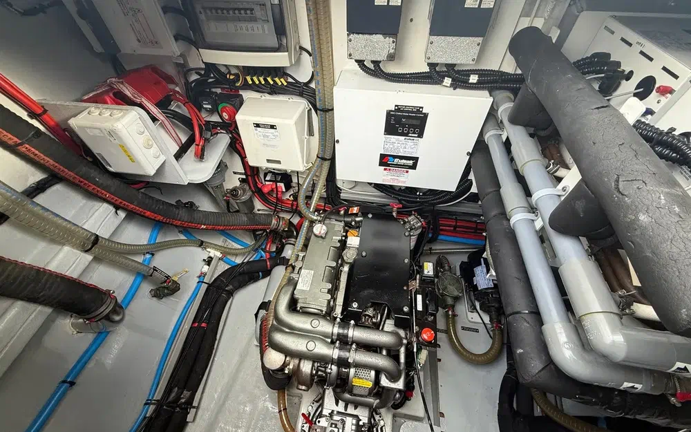 slider 7 Lagoon 52 F