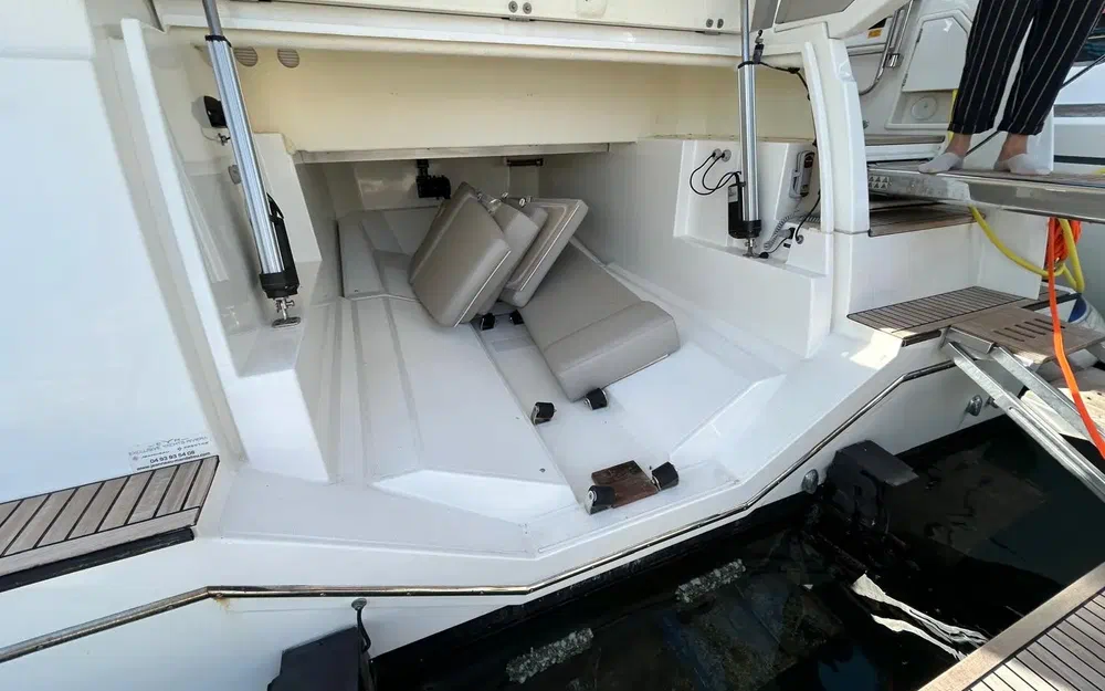 slider 12 Prestige Yachts 520 S