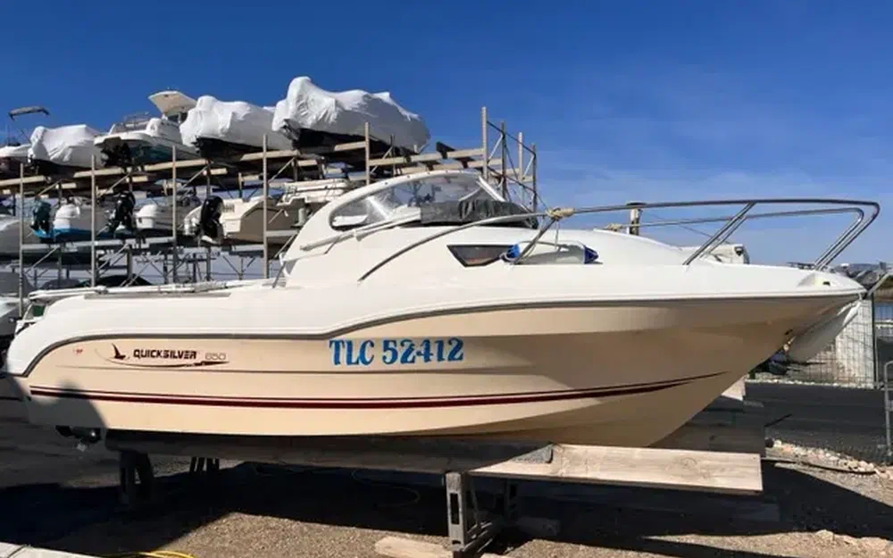 slider 0 Quicksilver 650 Cruiser