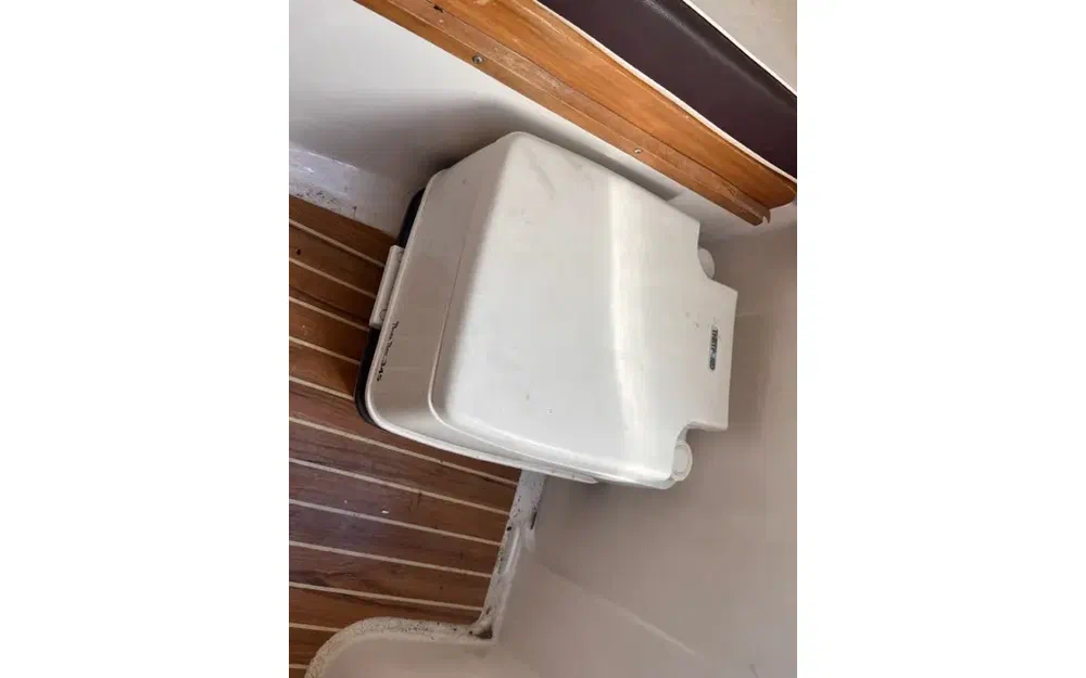 slider 10 Quicksilver 650 Cruiser