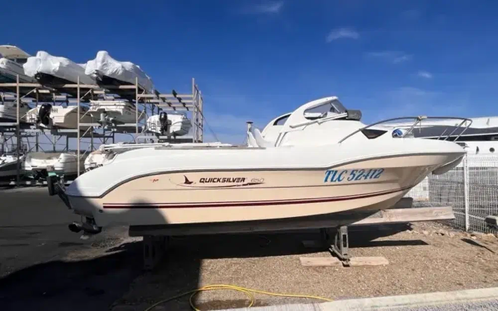 slider 1 Quicksilver 650 Cruiser