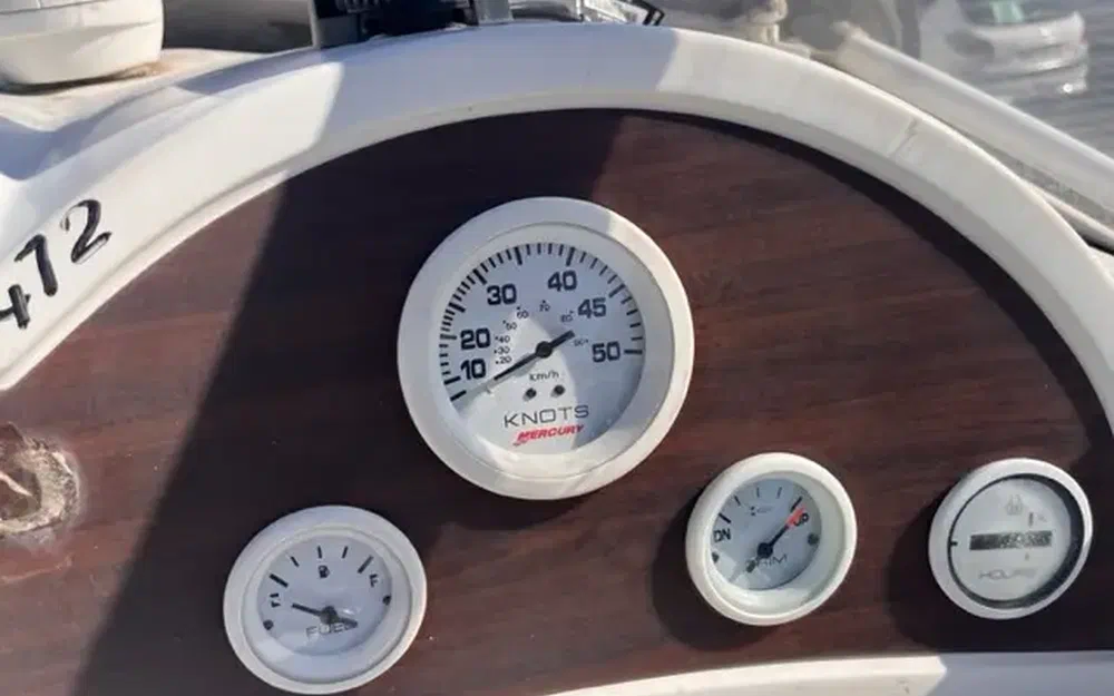 slider 7 Quicksilver 650 Cruiser