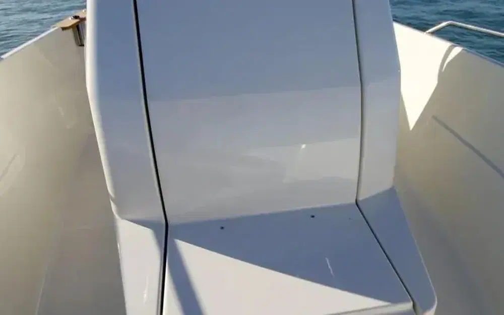 slider 3 Ocqueteau Ostrea 600 T-Top