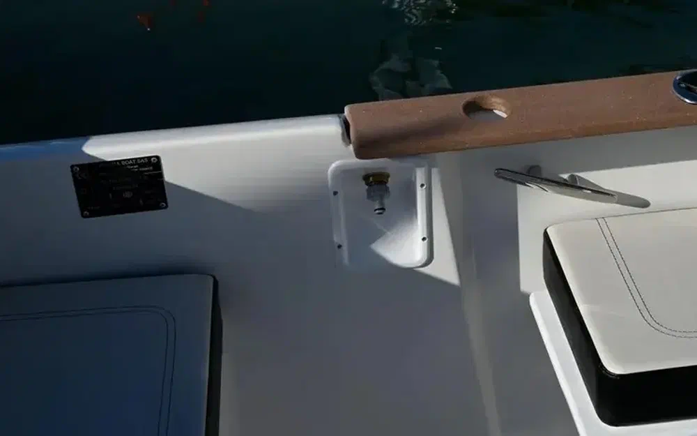 slider 6 Ocqueteau Ostrea 600 T-Top