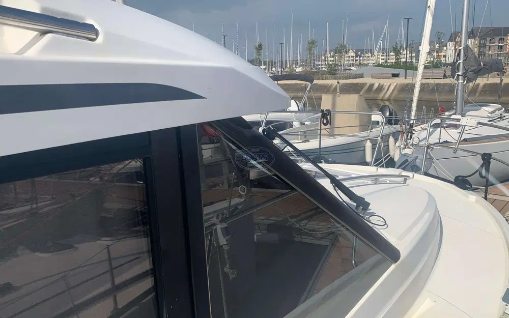 slider 7 Jeanneau Merry Fisher 895