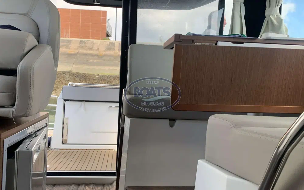 slider 12 Jeanneau Merry Fisher 895 Sport