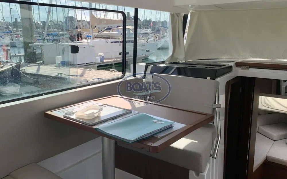 slider 13 Jeanneau Merry Fisher 895