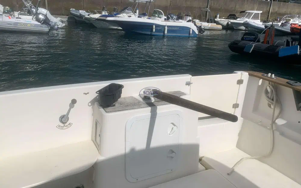 slider 9 Jeanneau Merry Fisher 655