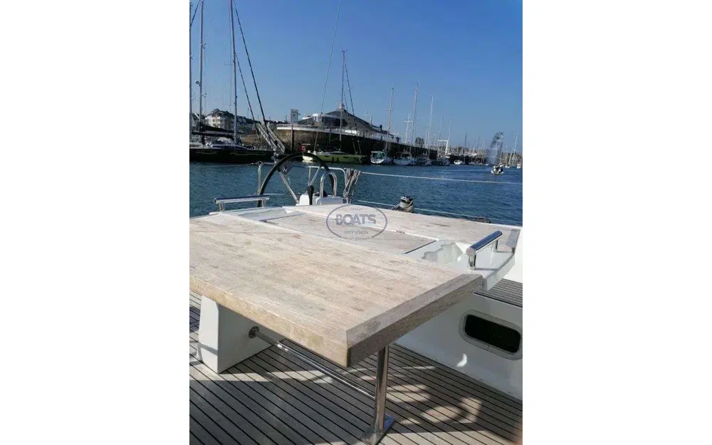 slider 9 Beneteau Oceanis 38.1