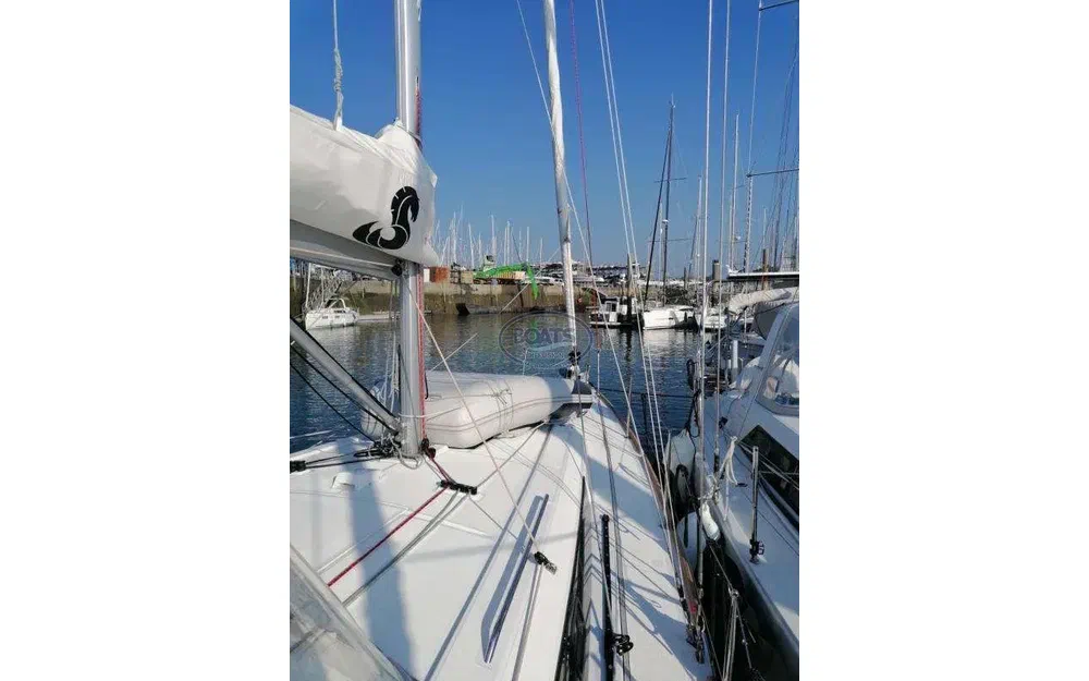 slider 5 Beneteau Oceanis 38.1