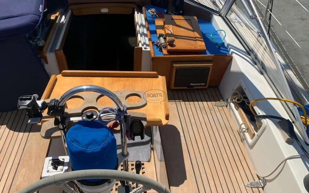 slider 14 Hallberg Rassy 352