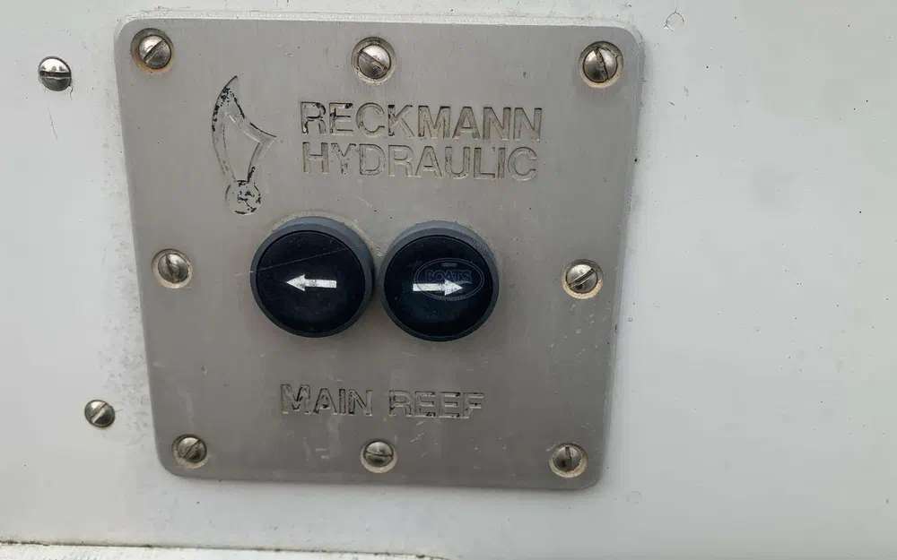 slider 11 Beneteau First 456