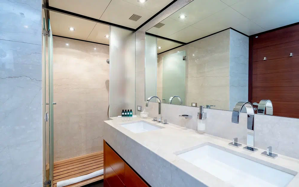 slider 25 Baglietto 43