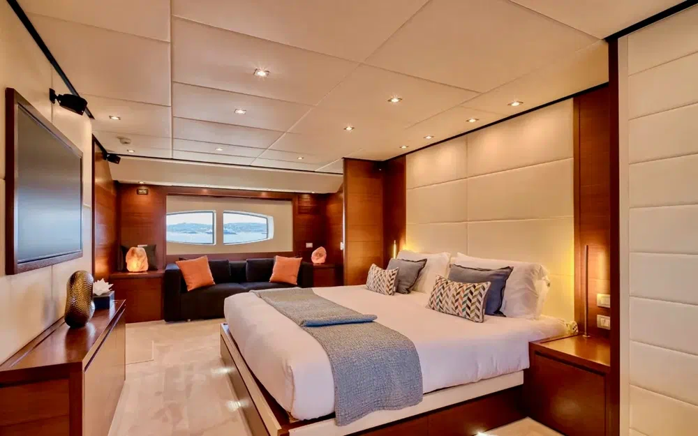 slider 30 Baglietto 43