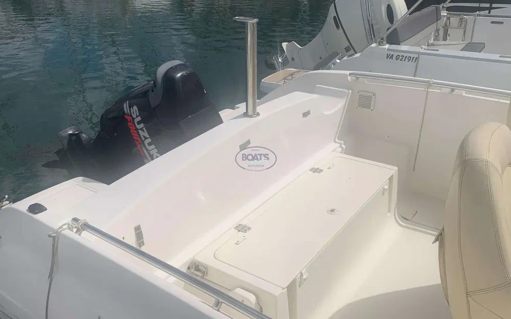 slider 3 Jeanneau Cap Camarat 635