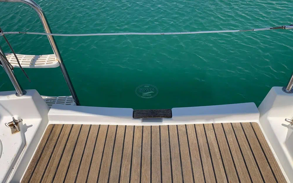 slider 10 Jeanneau Sun Odyssey 42 i