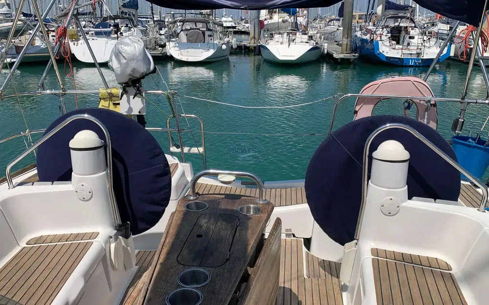 slider 11 Jeanneau Sun Odyssey 42 i