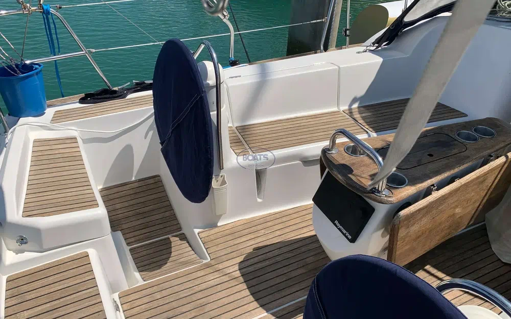 slider 13 Jeanneau Sun Odyssey 42 i