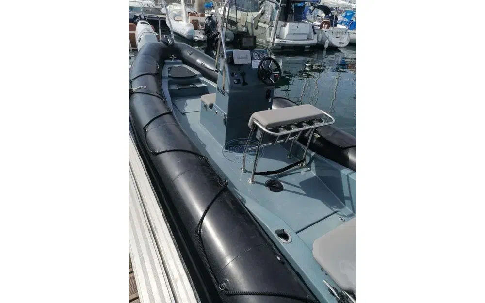 slider 2 Bombard Explorer 700 Neo