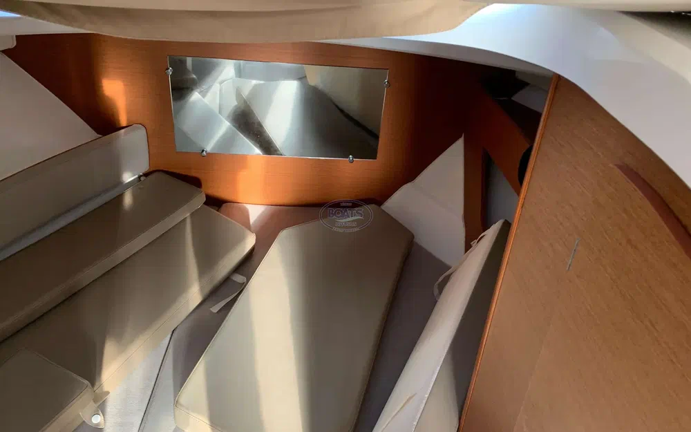 slider 10 Jeanneau Merry Fisher 755