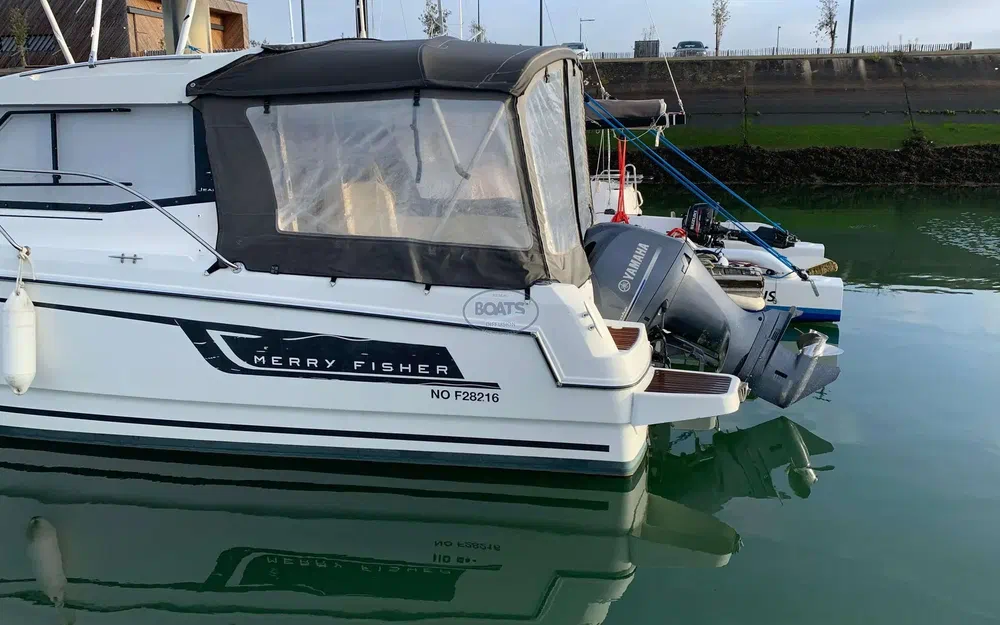 slider 14 Jeanneau Merry Fisher 755