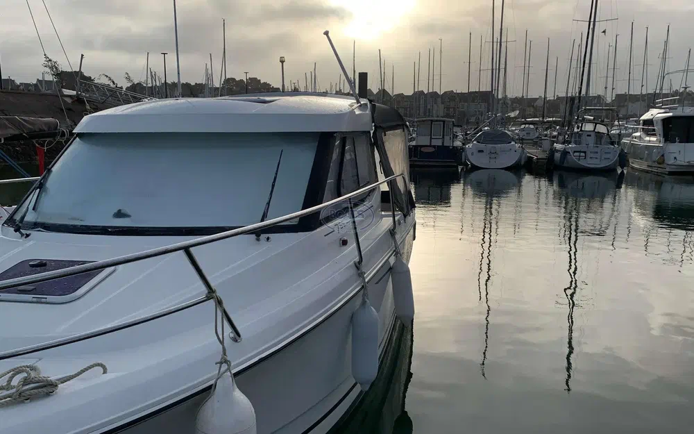 slider 4 Jeanneau Merry Fisher 755