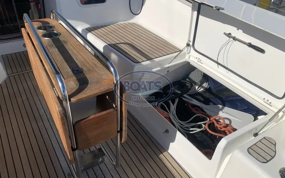 slider 10 Jeanneau Sun Odyssey 380