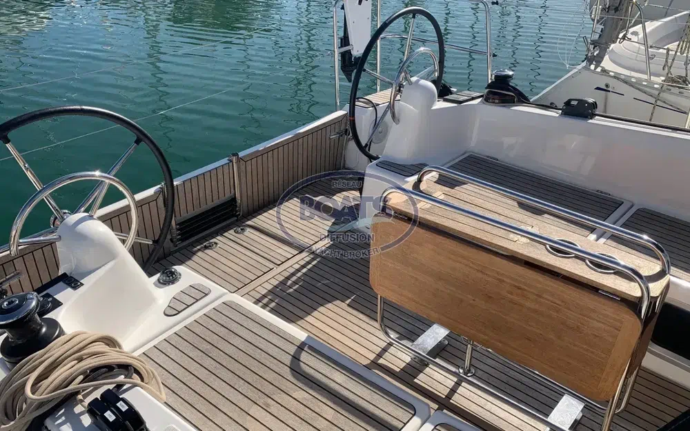 slider 13 Jeanneau Sun Odyssey 380