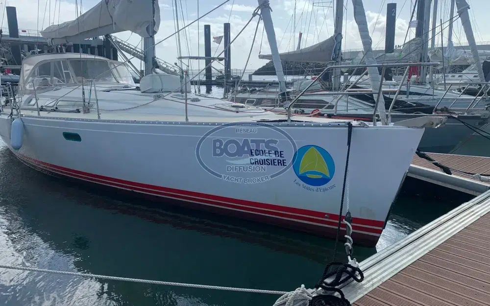 slider 9 Jeanneau Sun Fast 42