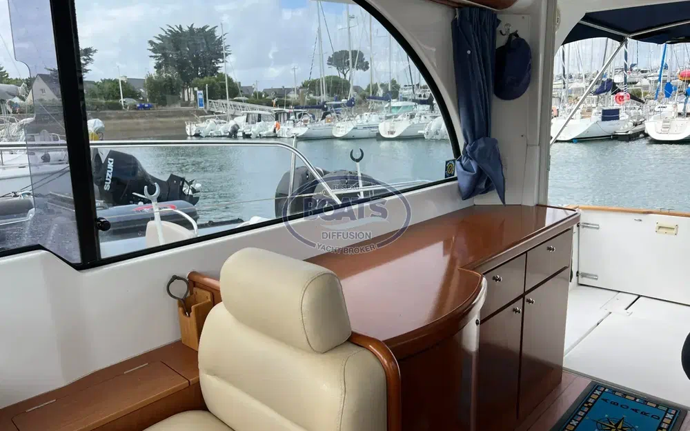 slider 14 Beneteau Antares 980