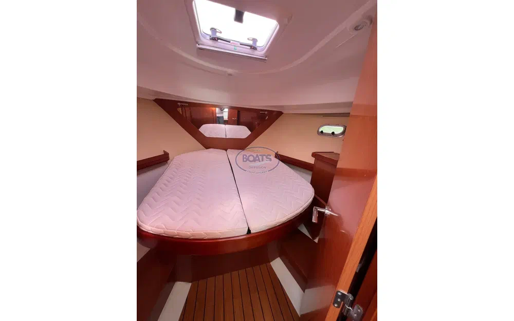 slider 8 Beneteau Antares 980