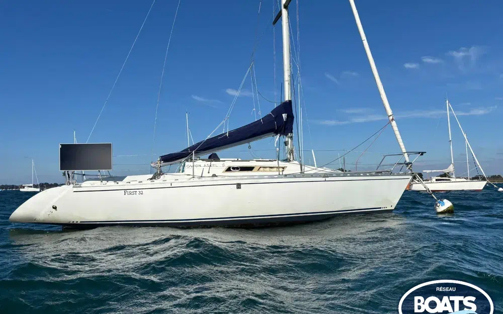 slider 0 Beneteau First 32