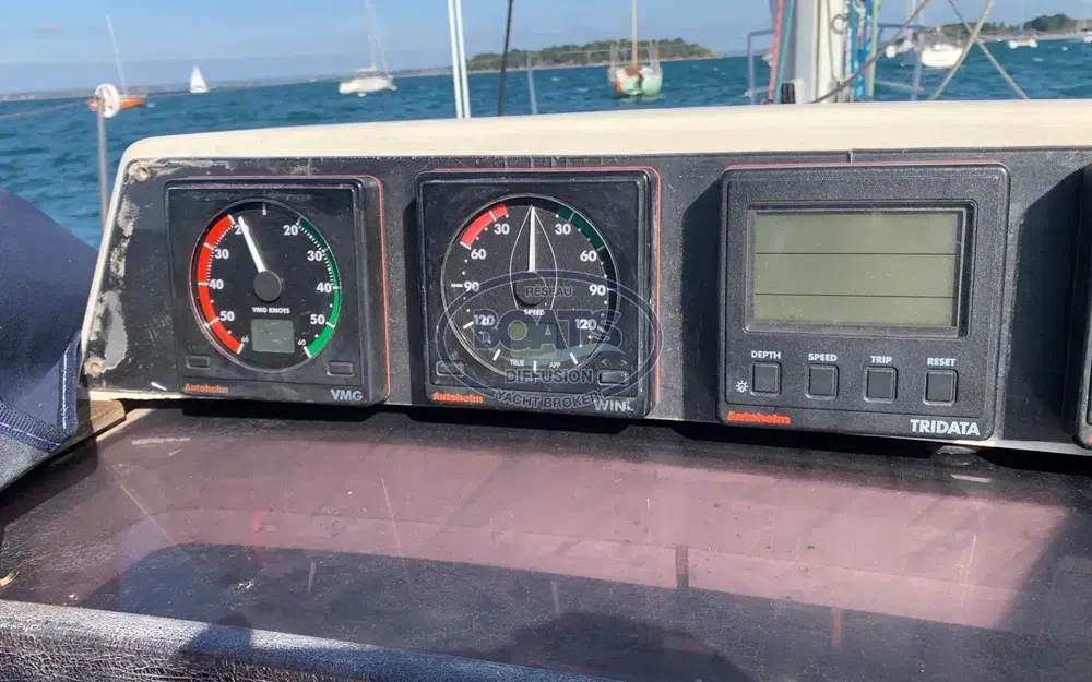 slider 12 Beneteau First 32