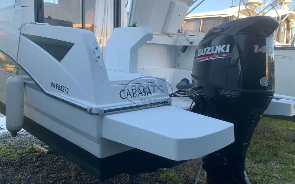 slider 12 Beneteau Barracuda 6