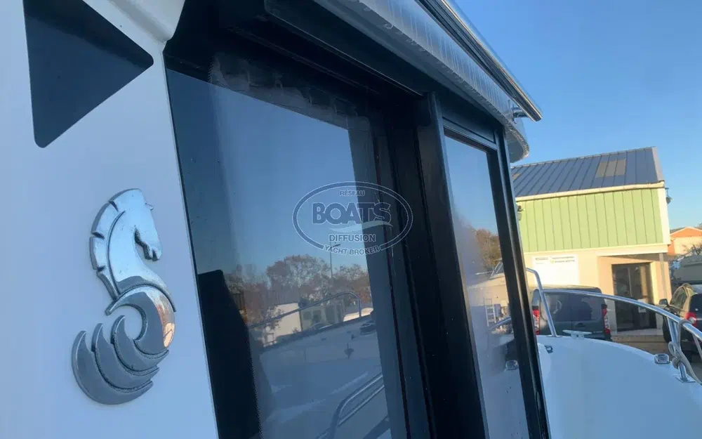 slider 8 Beneteau Barracuda 6