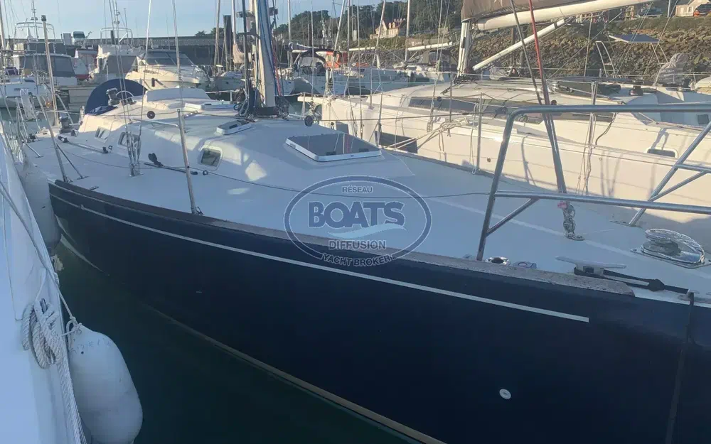 slider 1 J Boats J 120