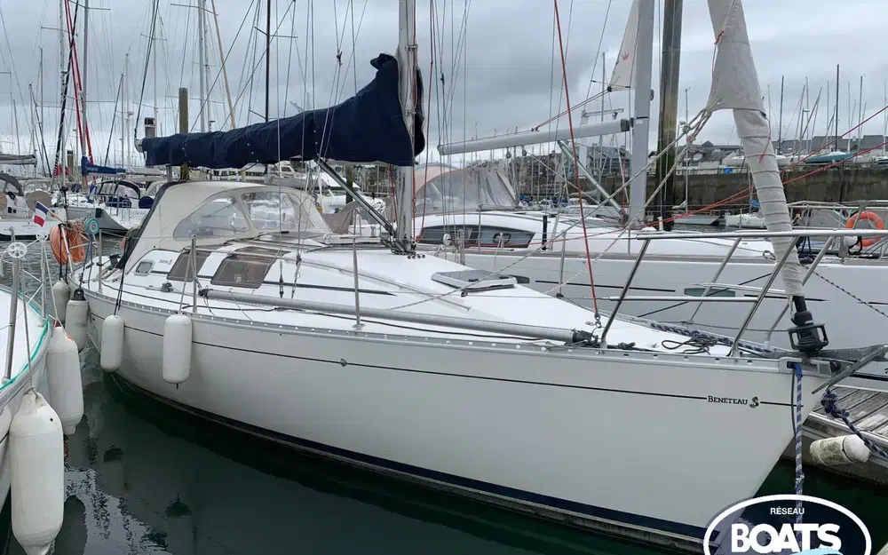 slider 0 Beneteau First 32 S5