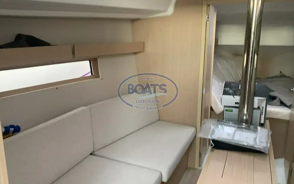 slider 3 Beneteau Oceanis 34.1