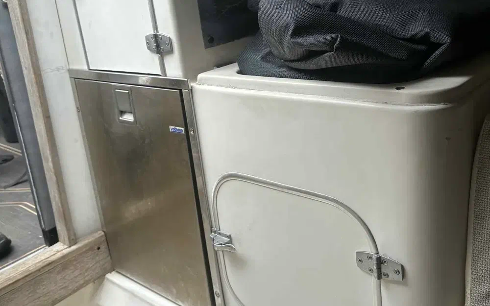 slider 14 Cigarette Cafe Racer 35