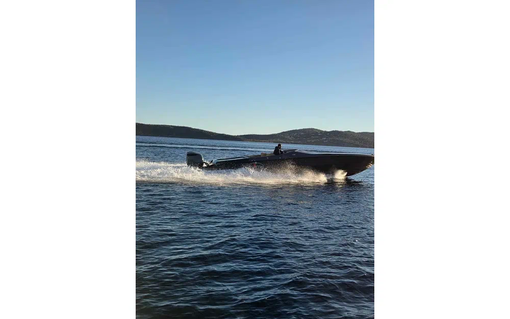 slider 8 Cigarette Cafe Racer 35