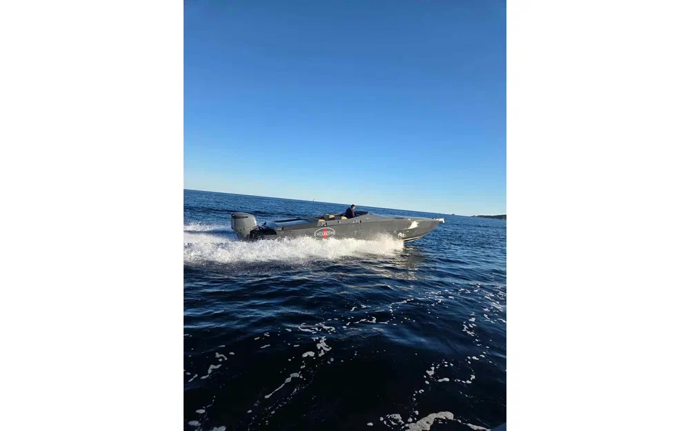 slider 11 Cigarette Cafe Racer 35