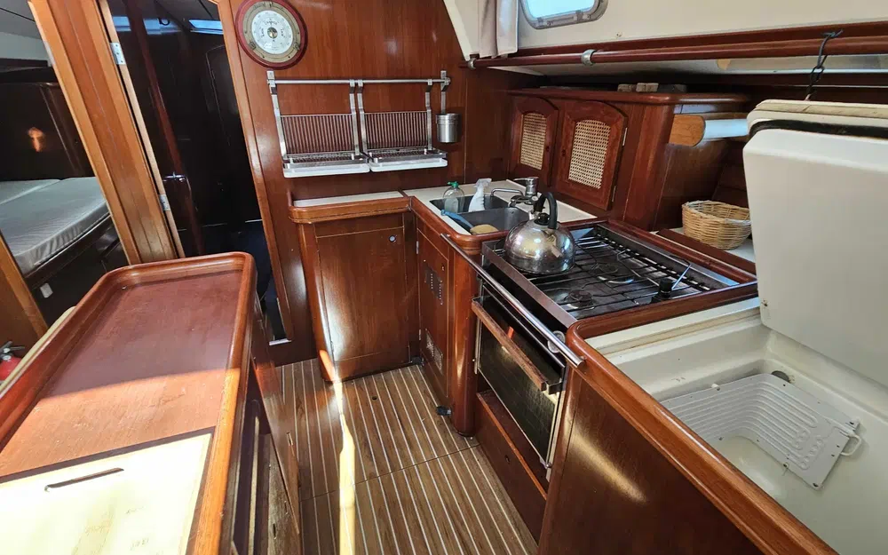 slider 11 Beneteau 50