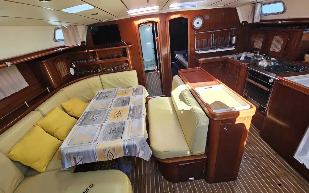 slider 13 Beneteau 50