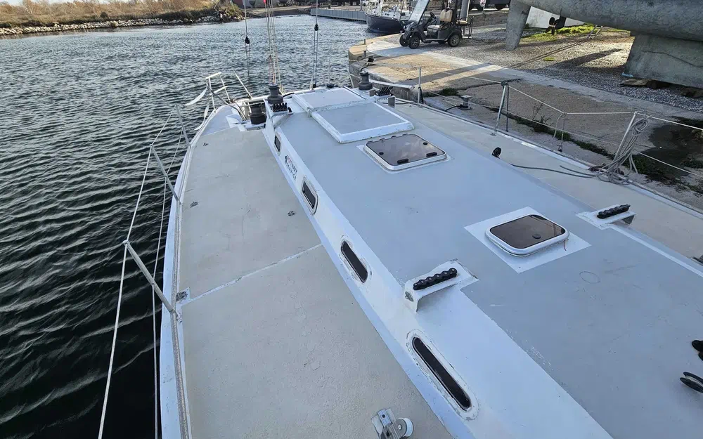 slider 9 German Frers 48