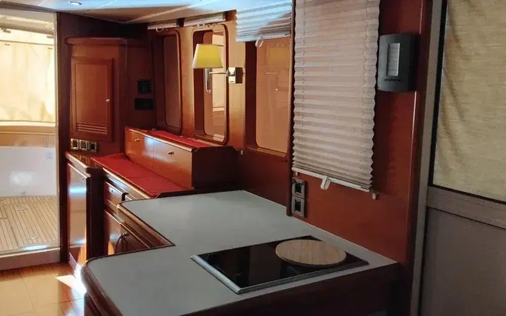 slider 17 Beneteau Swift Trawler 42