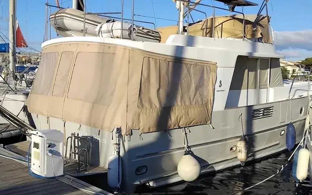 slider 4 Beneteau Swift Trawler 42