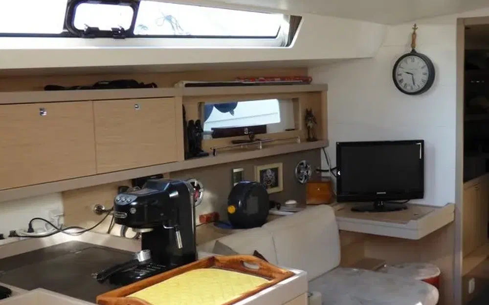 slider 15 Beneteau Oceanis 45